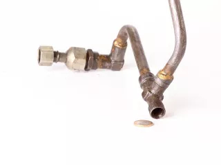 Belarus/MTZ oil-pipe 120 (orbit, valve), upper , original (3)